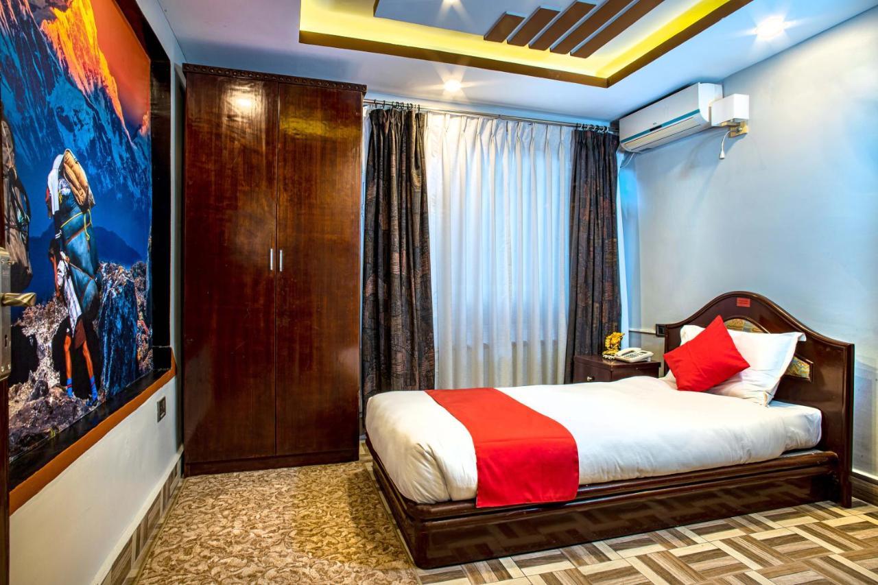 Hotel Bnb Mhepi Kathmandu Bagian luar foto
