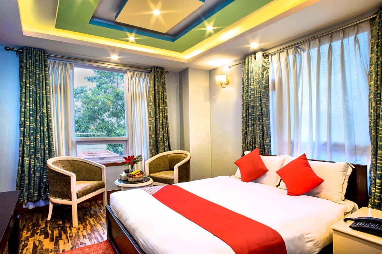 Hotel Bnb Mhepi Kathmandu Bagian luar foto
