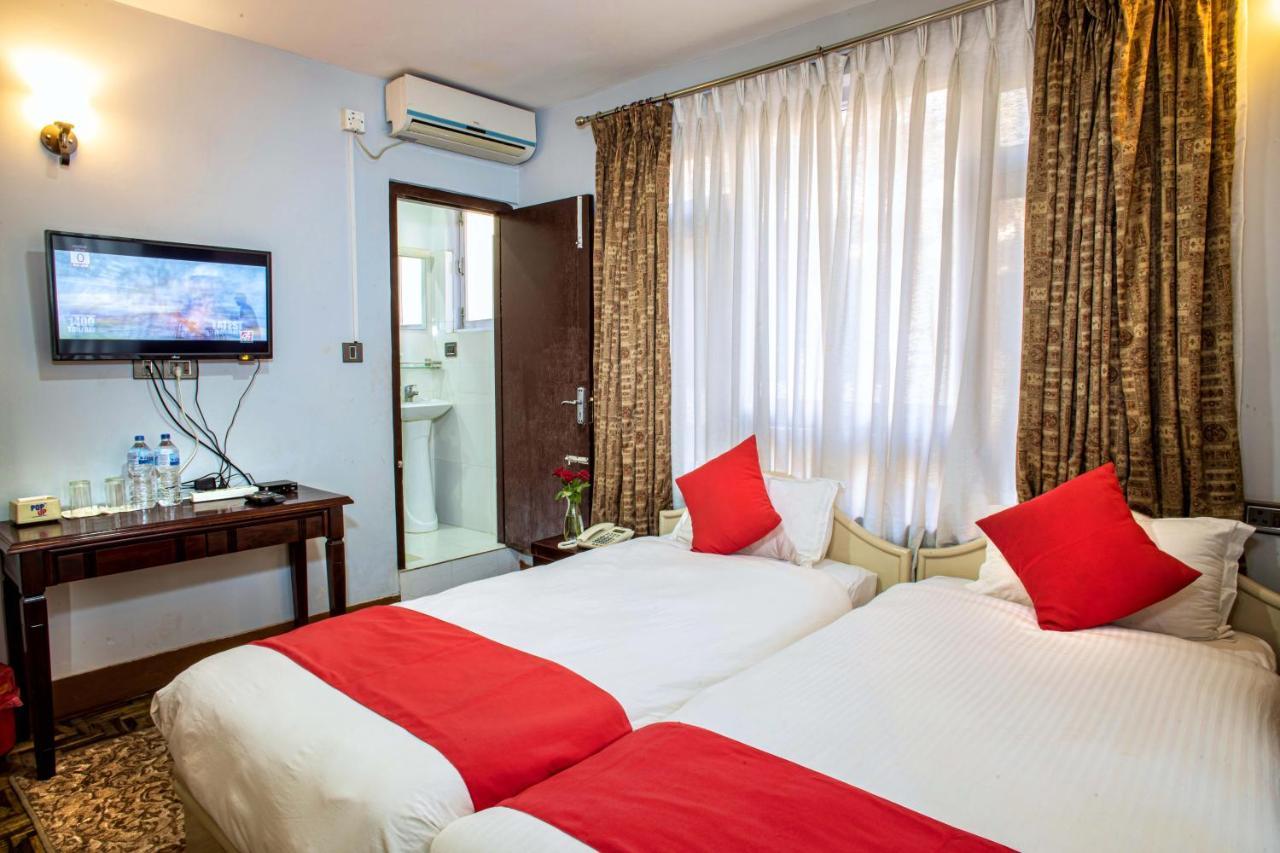 Hotel Bnb Mhepi Kathmandu Bagian luar foto
