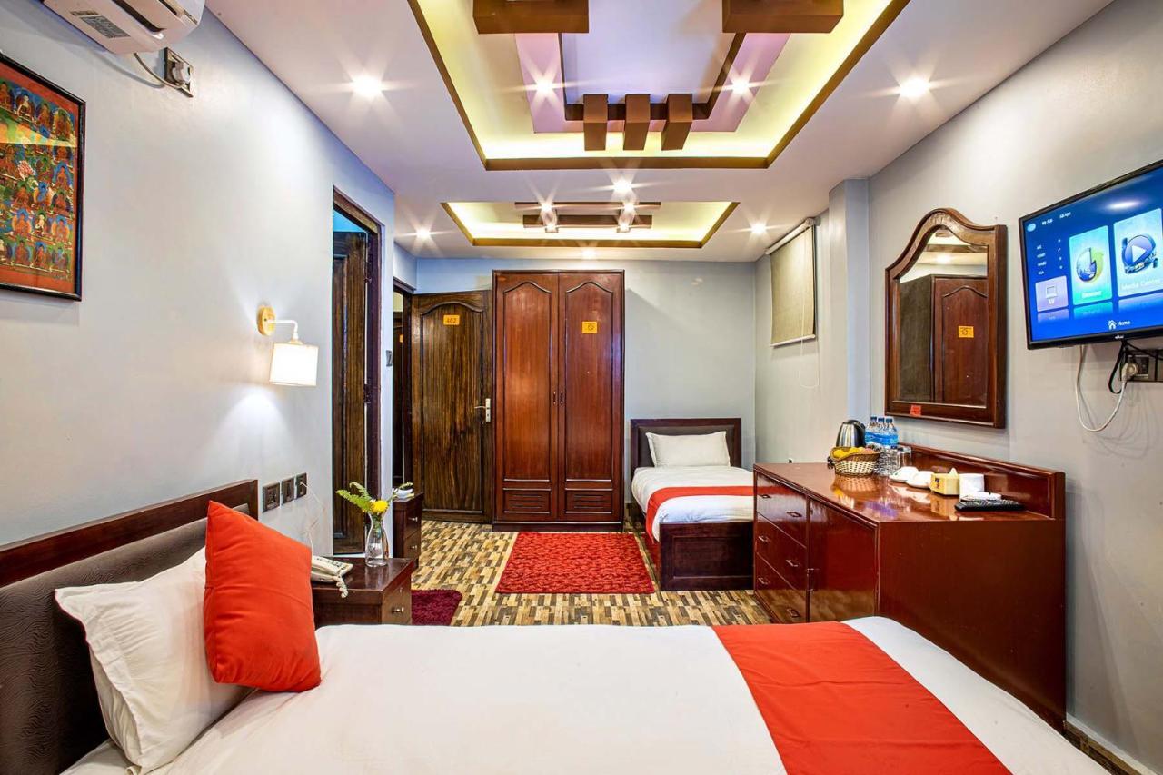 Hotel Bnb Mhepi Kathmandu Bagian luar foto